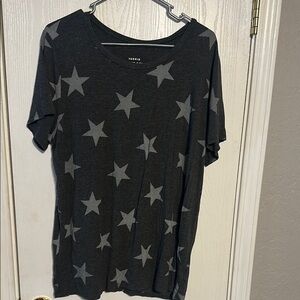 Torrid Gray Star Pattern woMen's Tee